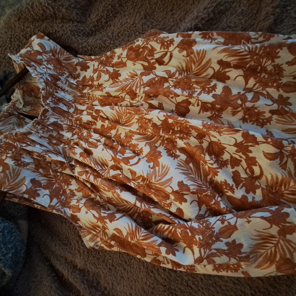 Sleeveless top